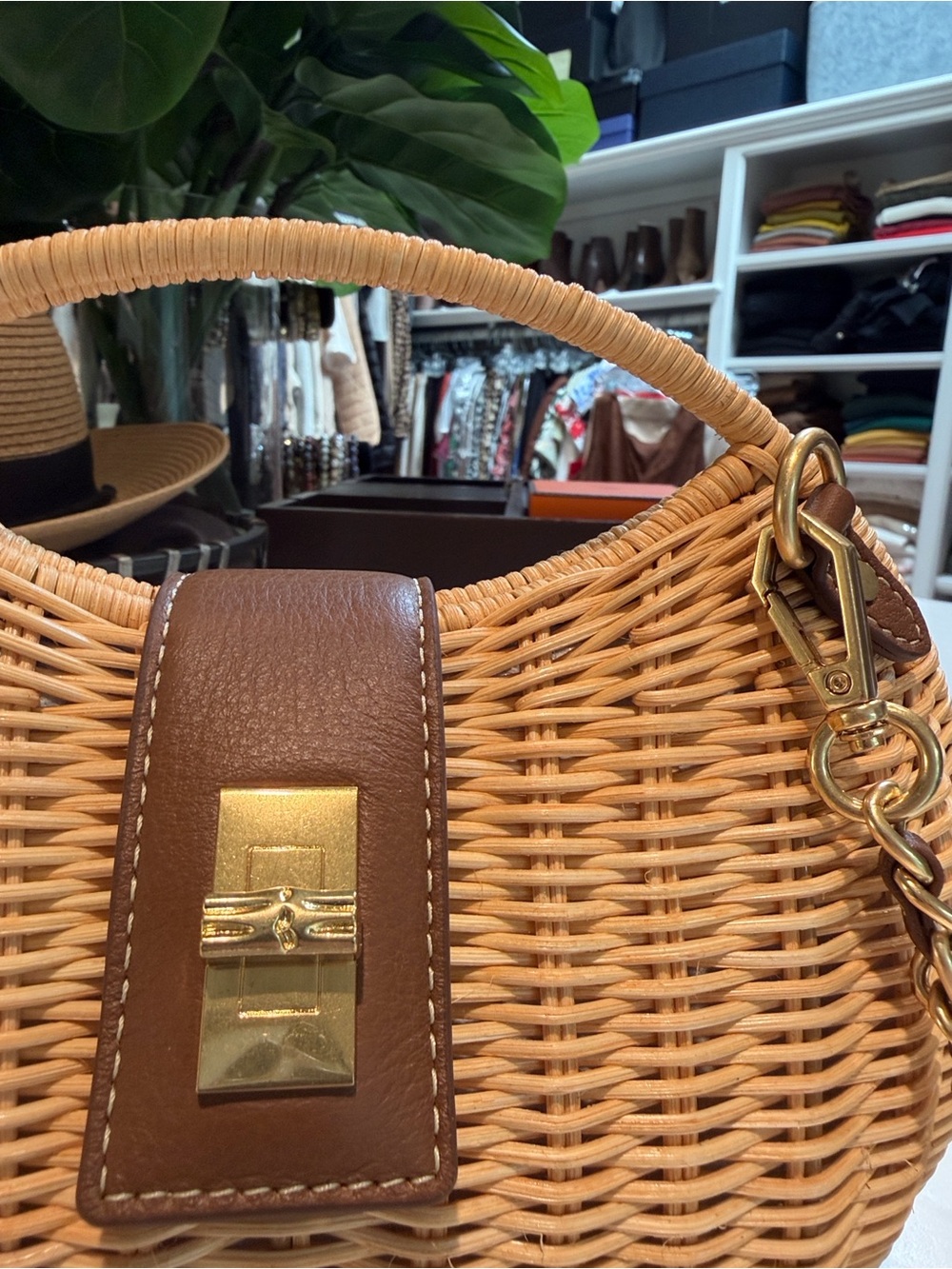 J. McLaughlin Wicker Crossbody in Tan with Gold Chain - Picture 8 of 11